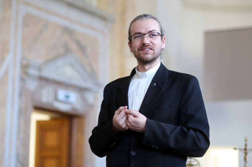 Nagy Sándor atya Esztergom-Budapesti Főegyházmegye hallássérült referense